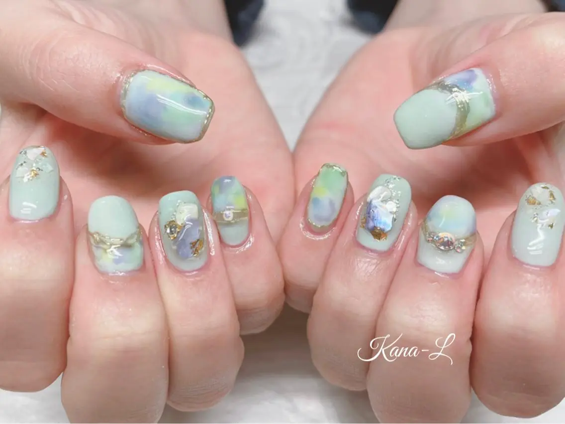 カラー ネイル 大理石ネイル(マーブル) ニュアンスネイル 春ネイル 芦辺 香奈のネイルデザイン