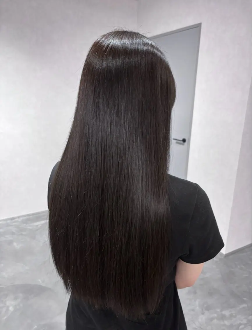 ロング 新井 英美のヘアスタイル