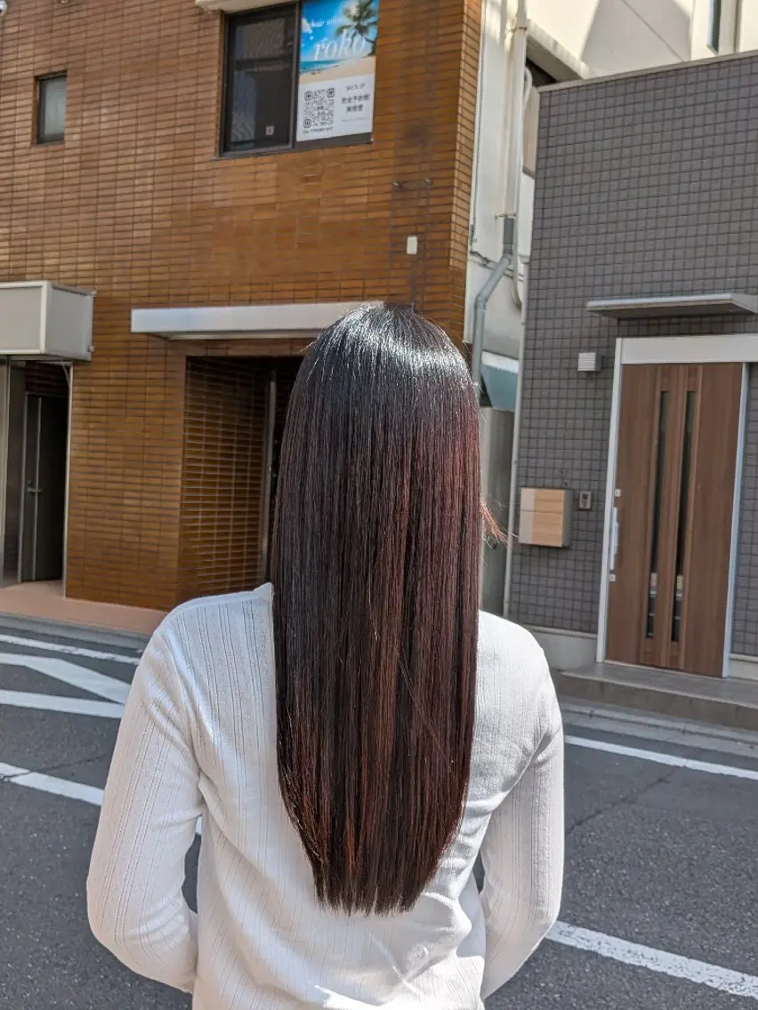 ロング 髪質改善 佐々木あきこ 髪質改善ストレートのヘアスタイル
