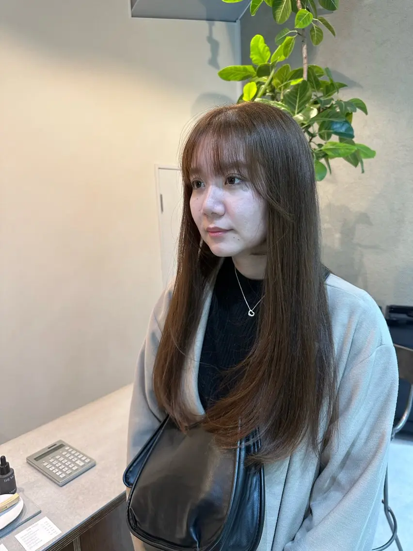 ロング カラー Shiro RENのヘアスタイル