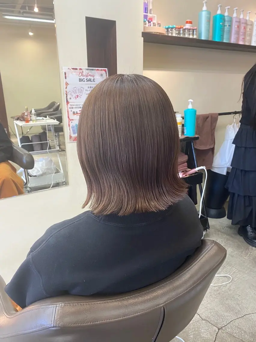 ミディアム カラー グレージュ ウチダ ユウヤのヘアスタイル