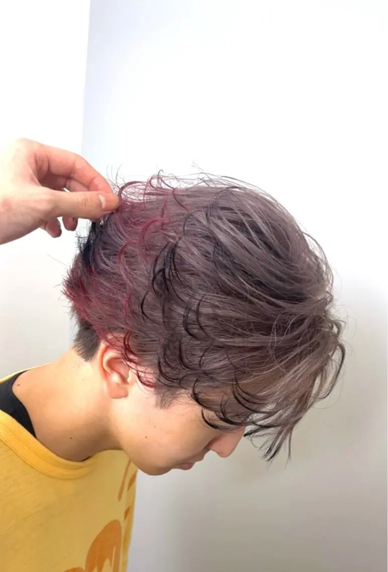 ショート 🥀ハイトーン/三澤 歩夢のヘアスタイル