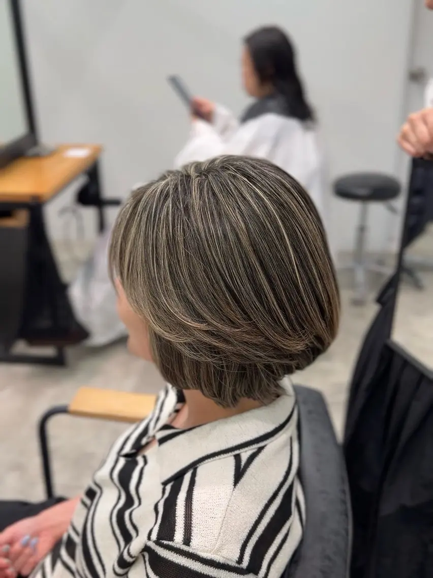 ショート カラー ヘアカラー 艶カラー🍒‎🤍 陽花のヘアスタイル