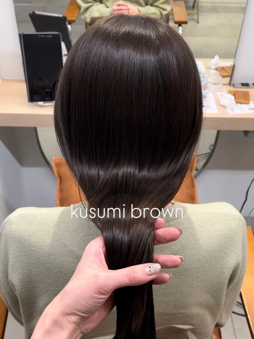 ロング ヘアカラー トリートメント Kasumi | くすみブラウン×渋谷のヘアスタイル