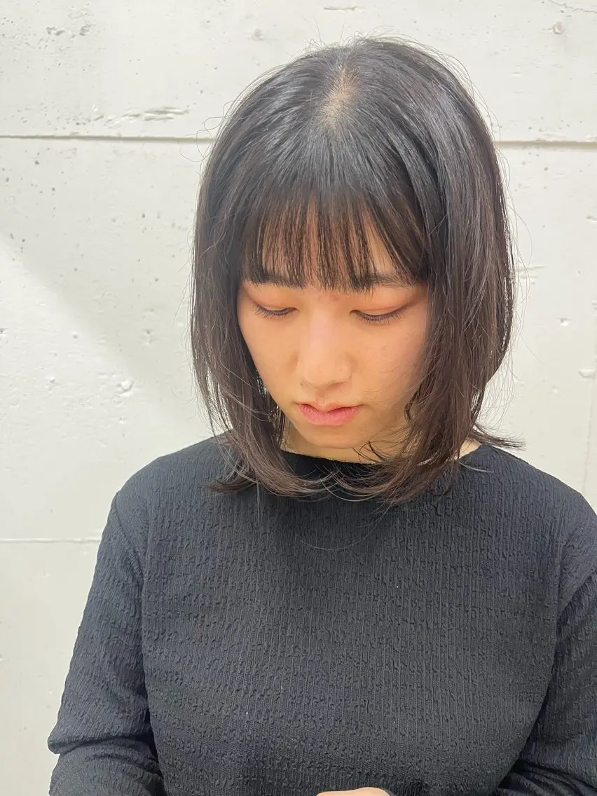 ミディアム くびれヘア レイヤーカット 綺音/ブリーチ /似合わせカットのヘアスタイル