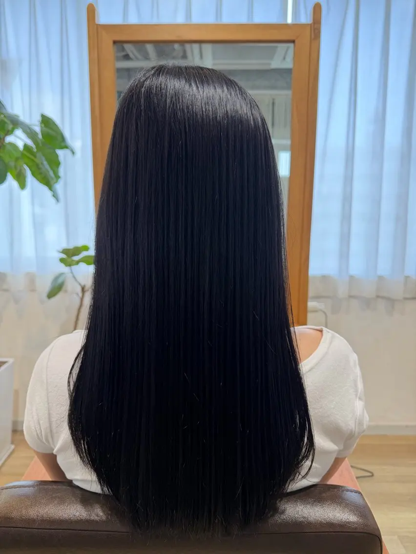 ロング RENA|透明感 カラー×癒しスパのヘアスタイル