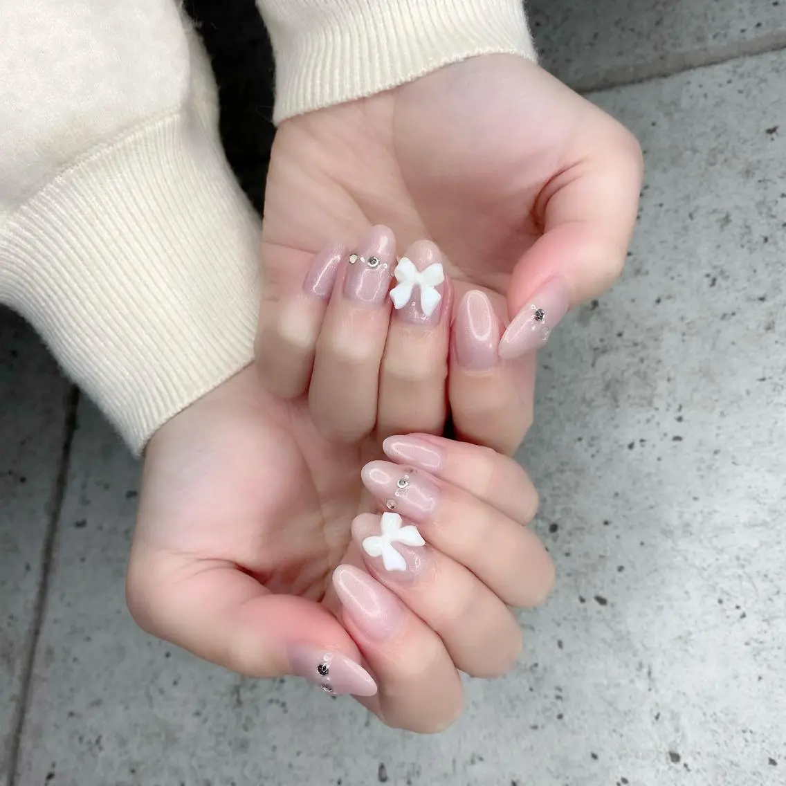 セミロング カラー パーマ ヘアアレンジ メンズ キッズ ネイル マツエク・マツパ アイブロウ ベージュカラー 眉カラー ナチュラル リボン 春ネイル ハンドネイル Salon Ｋのネイルデザイン