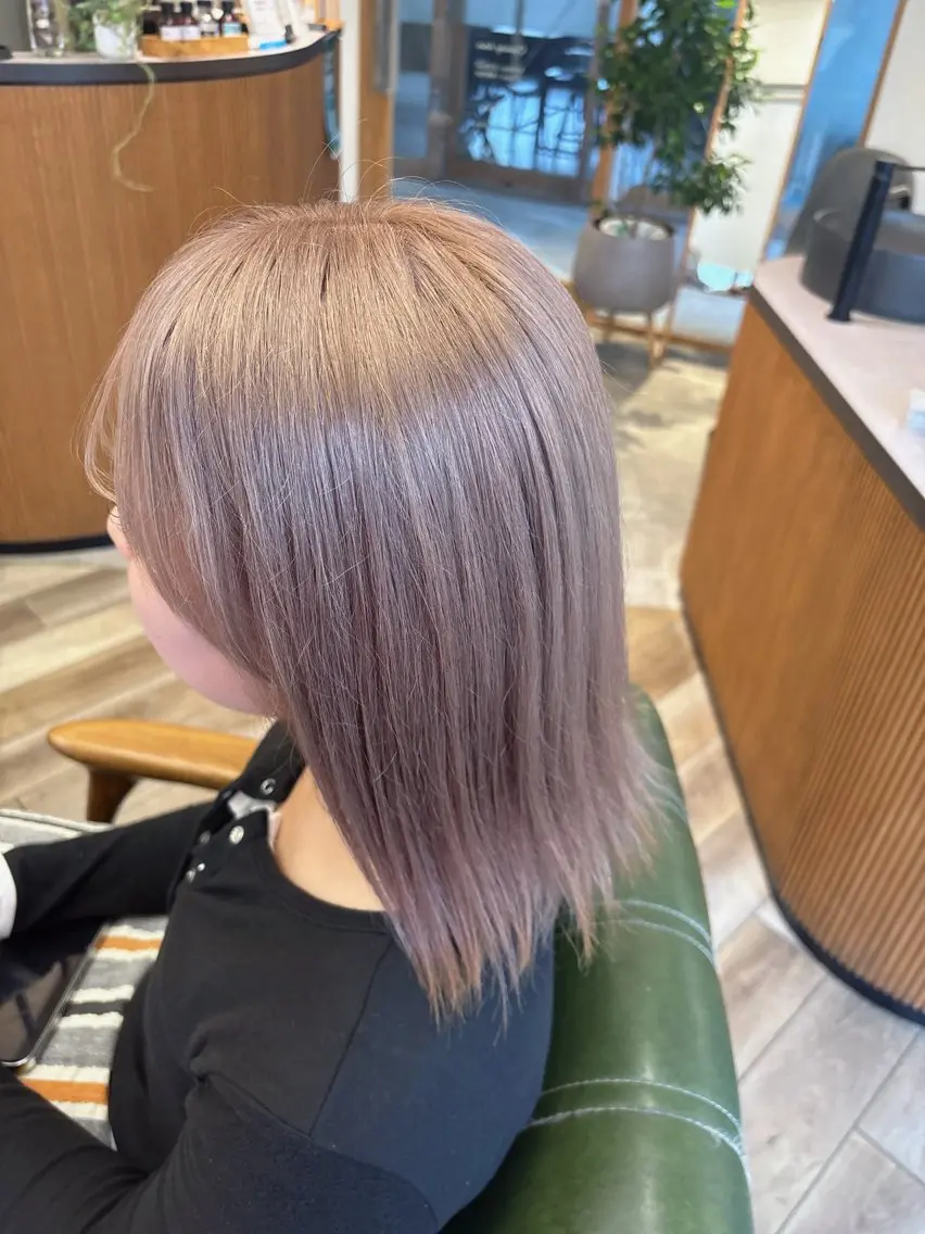 ミディアム ヘアカラー トリートメント 鮫島海斗☆レイヤー☆ ケアブリーチのヘアスタイル