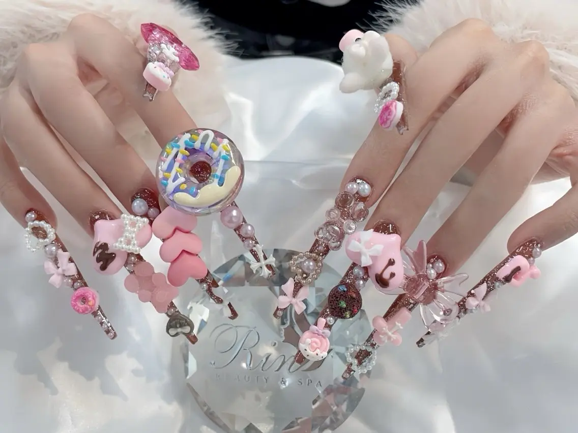 ネイル アートネイル ロングネイル ニュアンスネイル スカルプネイル ネイルチップ Rin Nail 新大久保店のネイルデザイン