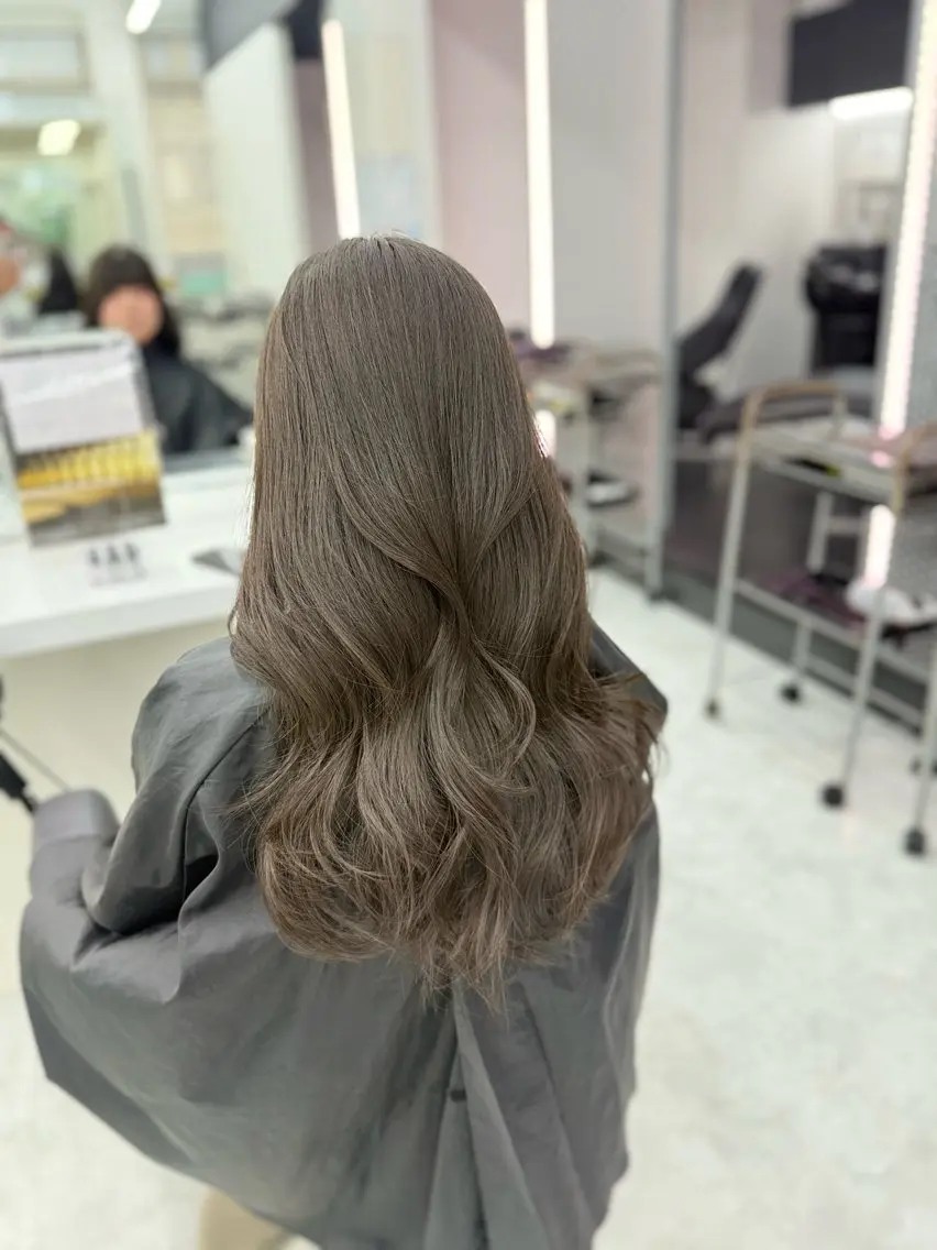 ロング カラー ヘアカラー 🥂上品ワンホンヘア 🥂nozomiのヘアスタイル