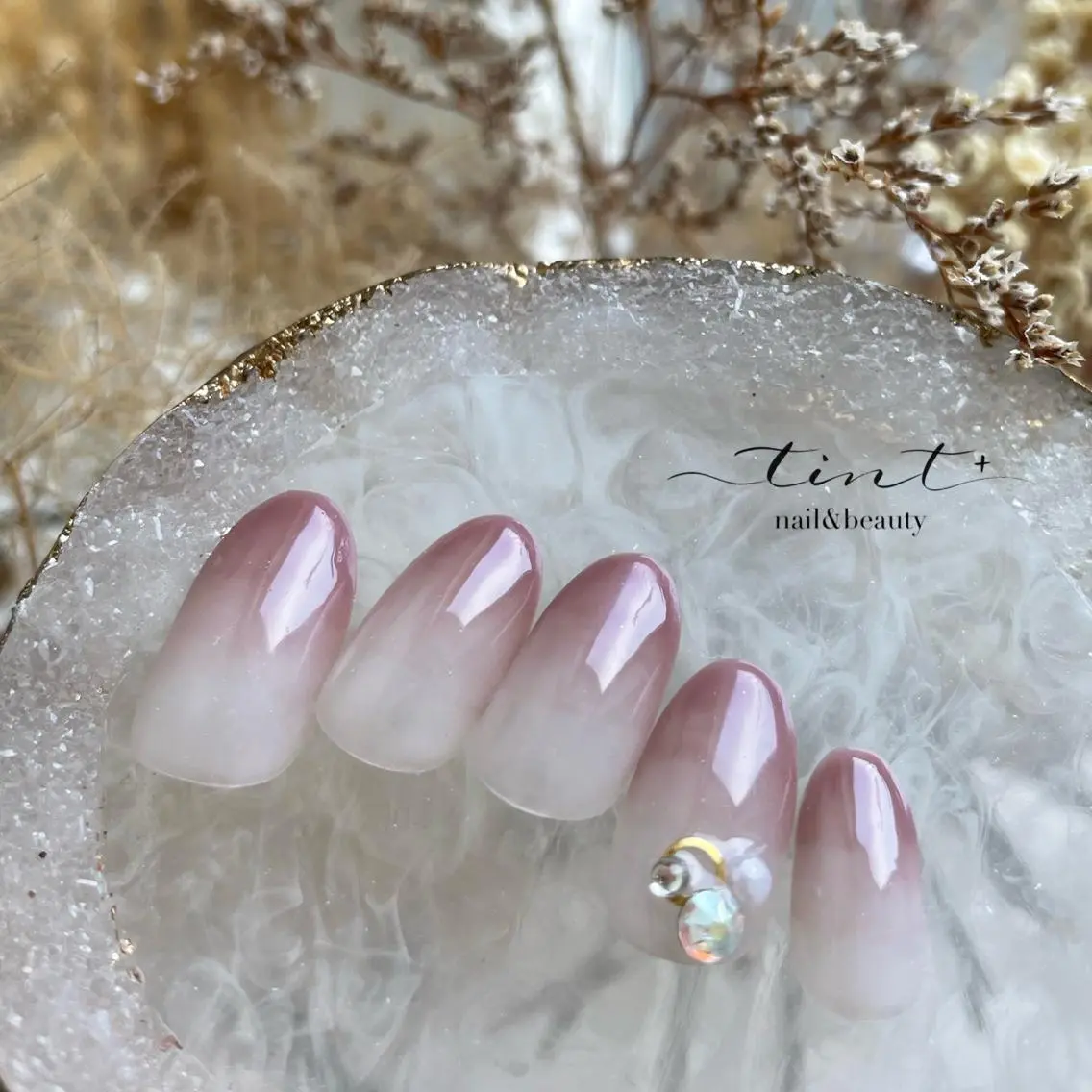 ネイル tint+ nail &beautyのマツエク・マツパデザイン