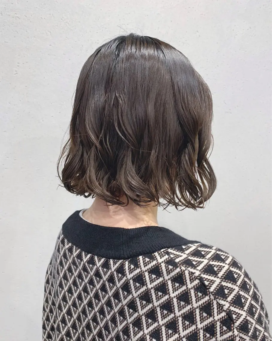 パーマ カット ヘアカラー パーマ ボブパーマコテ巻き風 パーマNo1深江秀平のヘアスタイル