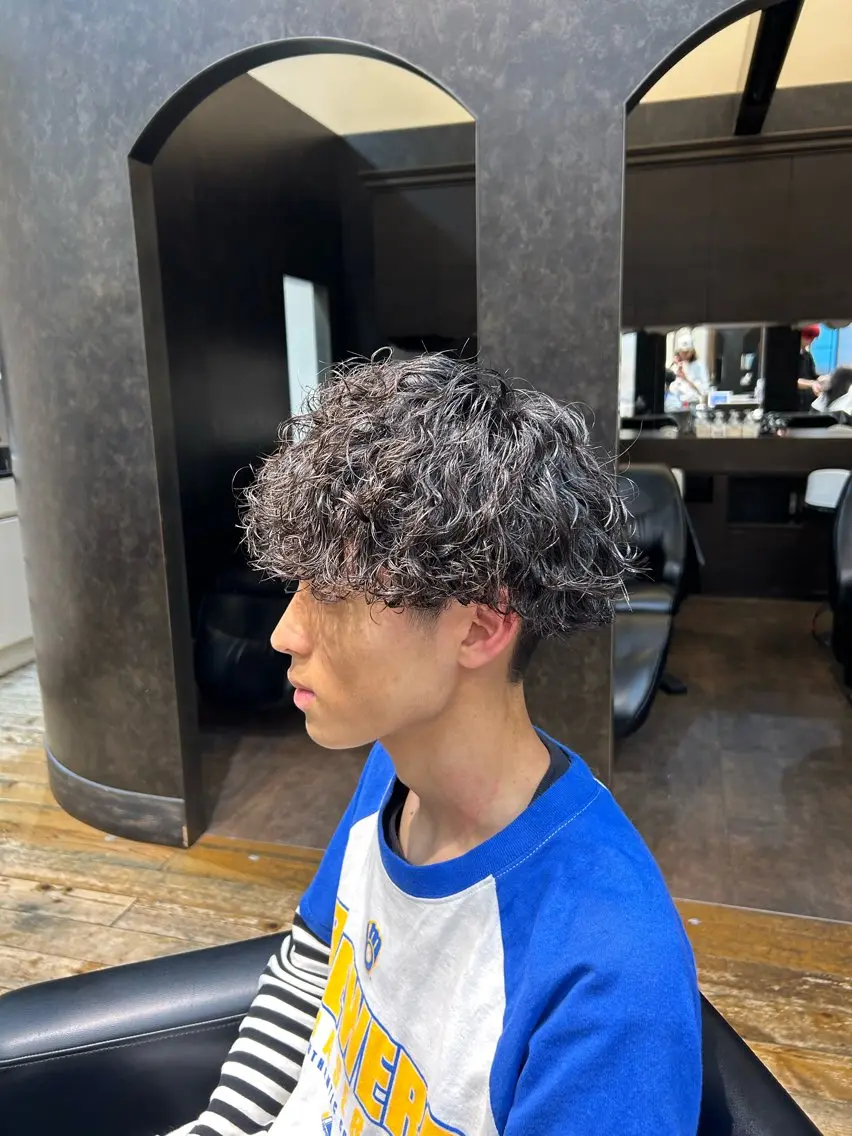 【メンズ限定メニュー】メンズカット+デザインパーマの写真