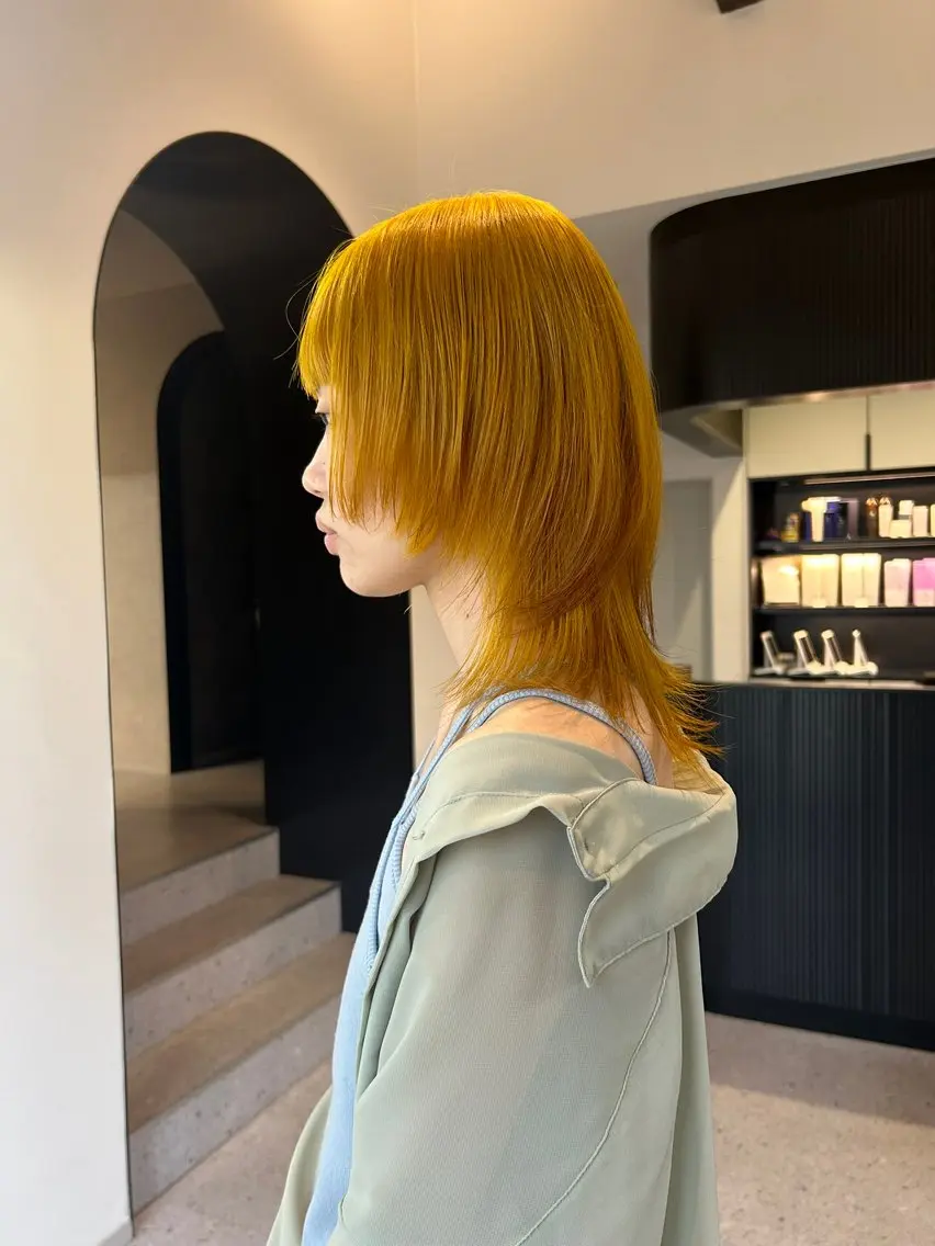 セミロング カラー ヘアカラー トリートメント SHIINA シイナのヘアスタイル