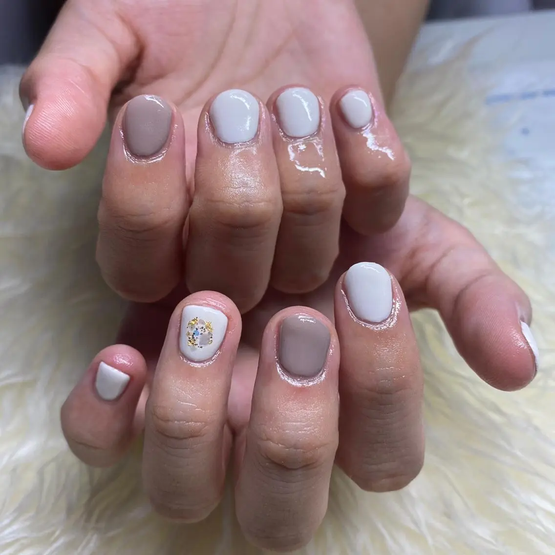 ネイル ワンカラーネイル シンプルネイル ハンドネイル Nail&eye Belire 新宿のネイルデザイン