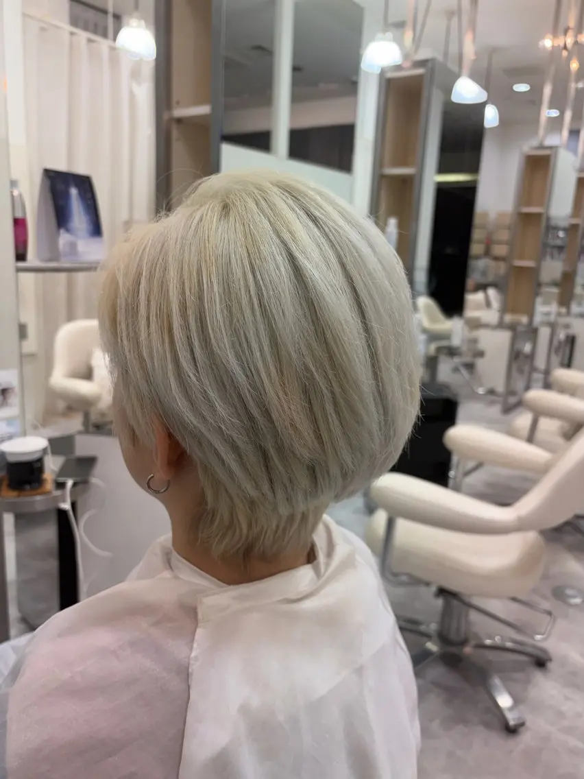 ショート 髙山 莉夢のヘアスタイル