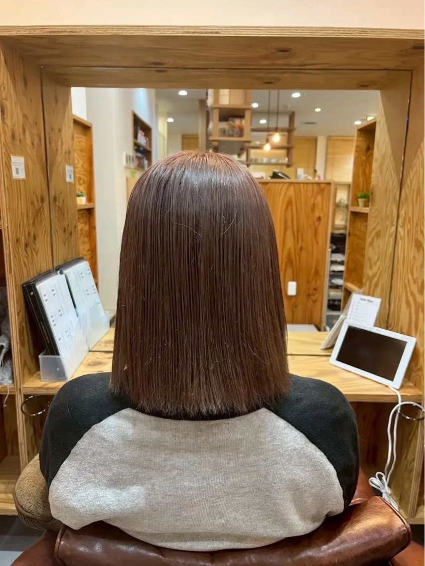 レディース ミディアム （段なし、シャンプー＆ブロー込）の写真