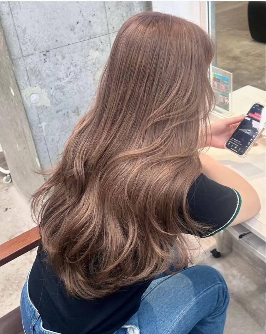 【平日限定クーポン】(レディースクーポン) ブリーチなしダブルカラー＋ミルボントリートメントの写真