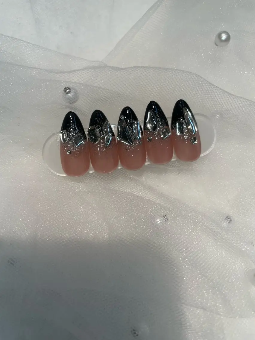 ネイル I-nail Moeのネイルデザイン
