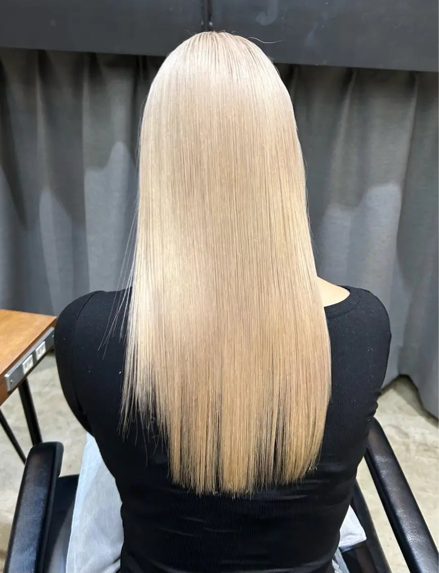 ロング 髪質改善 🎀艶ハイトーン特化 🎀セナのヘアスタイル