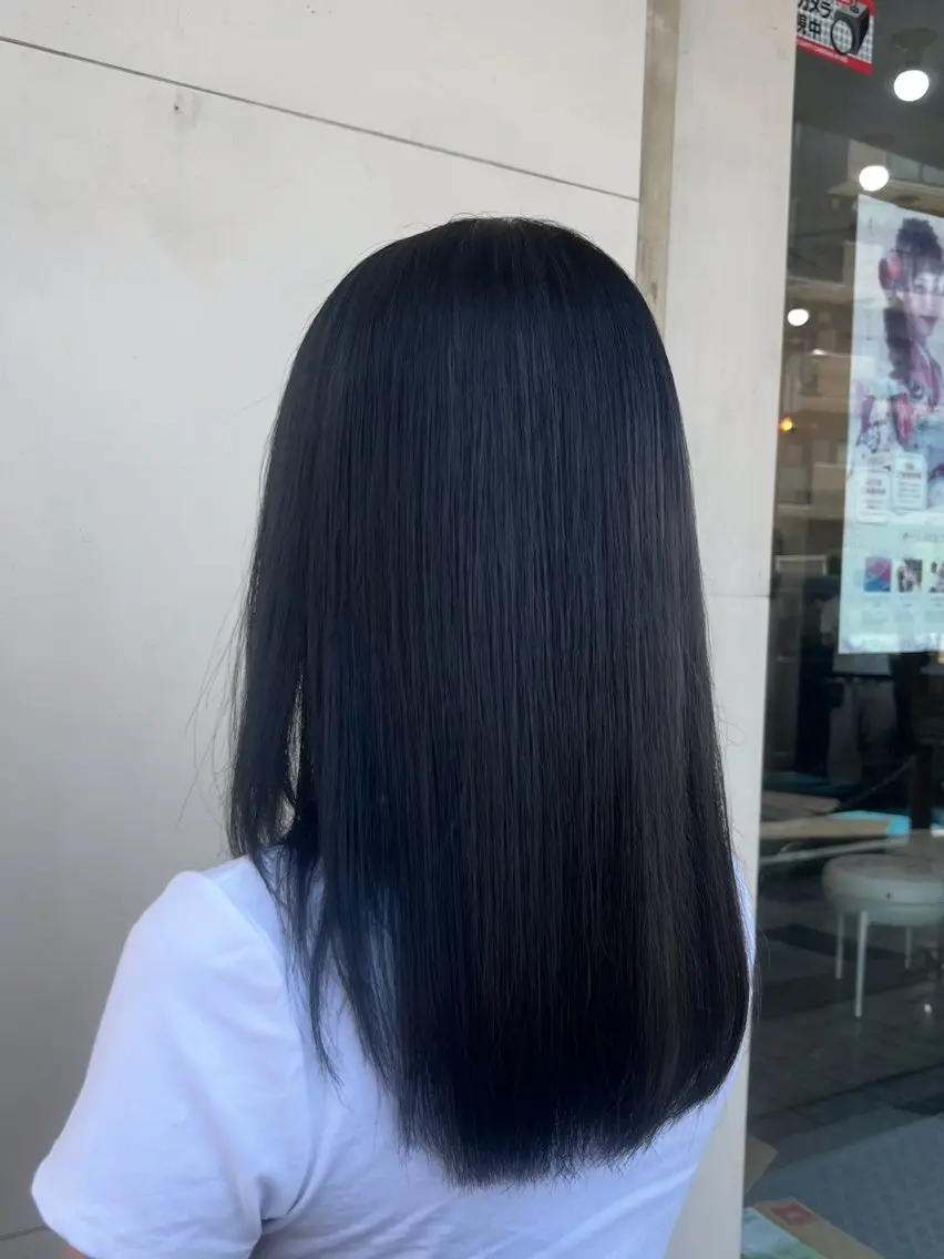 セミロング カラー ヘアカラー トリートメント 🫧小林舞衣 🌙のヘアスタイル