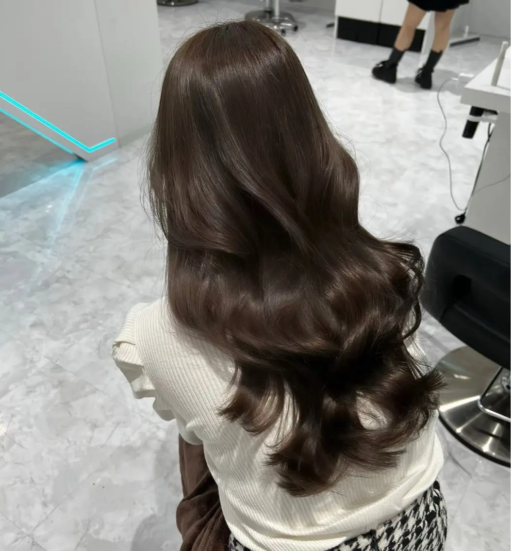 カラー カット ヘアカラー トリートメント 🩶韓国透明感カラー /Yayoi🩶のヘアスタイル