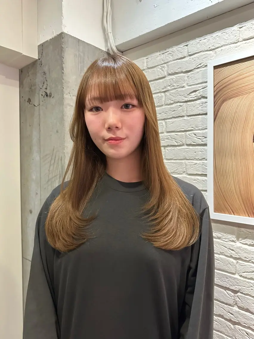 ロング レイヤーカット ローレイヤー ‎🤍ともえ‎🤍 /レイヤーカット🧸のヘアスタイル