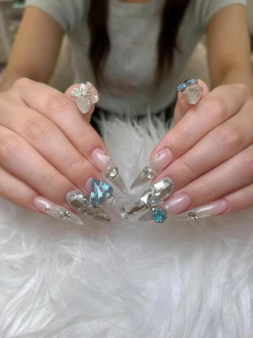 ネイル フレンチネイル ジェルネイル ガーリー 韓国ネイル ロングネイル ハンドネイル NieNail Nezukoのネイルデザイン