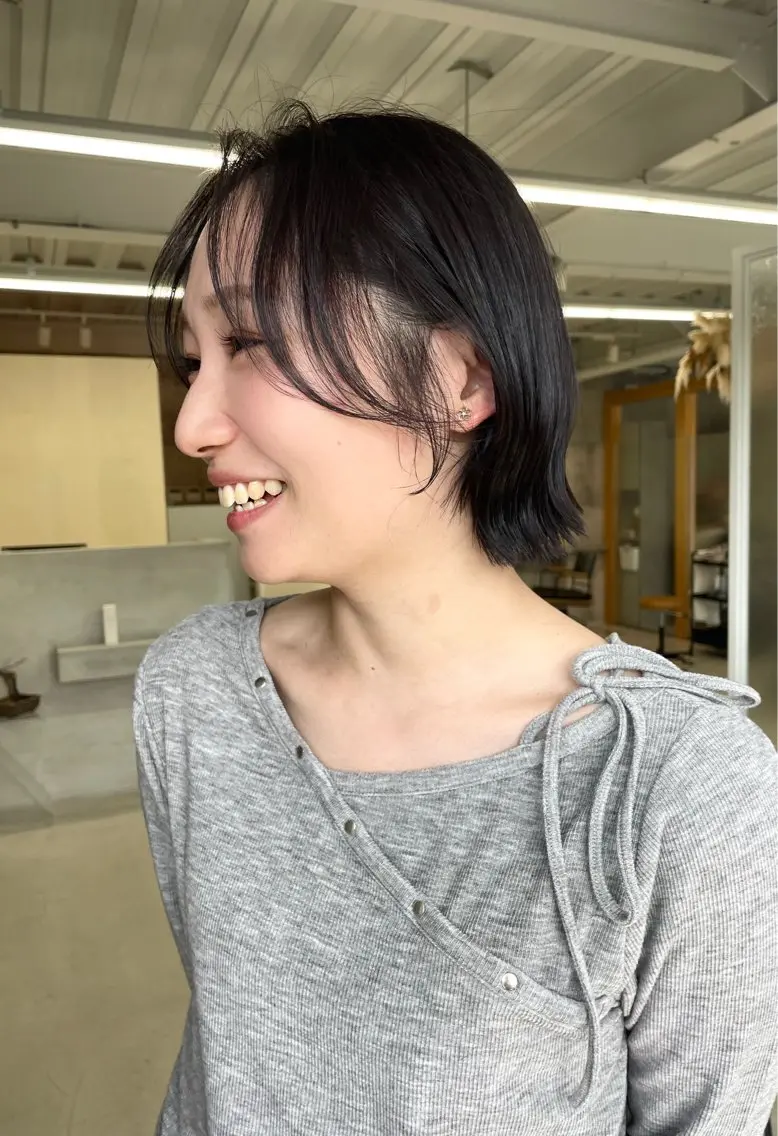 ショート カラー ブラウンカラー ダークブラウン 顔周りカット カット ヘアカラー 錦 茉李 @lm.mari03のヘアスタイル