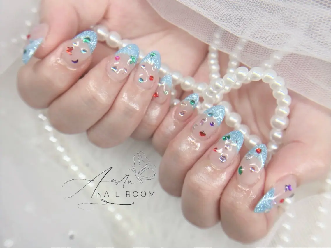 ネイル フレンチネイル Aura Nail Roomのネイルデザイン