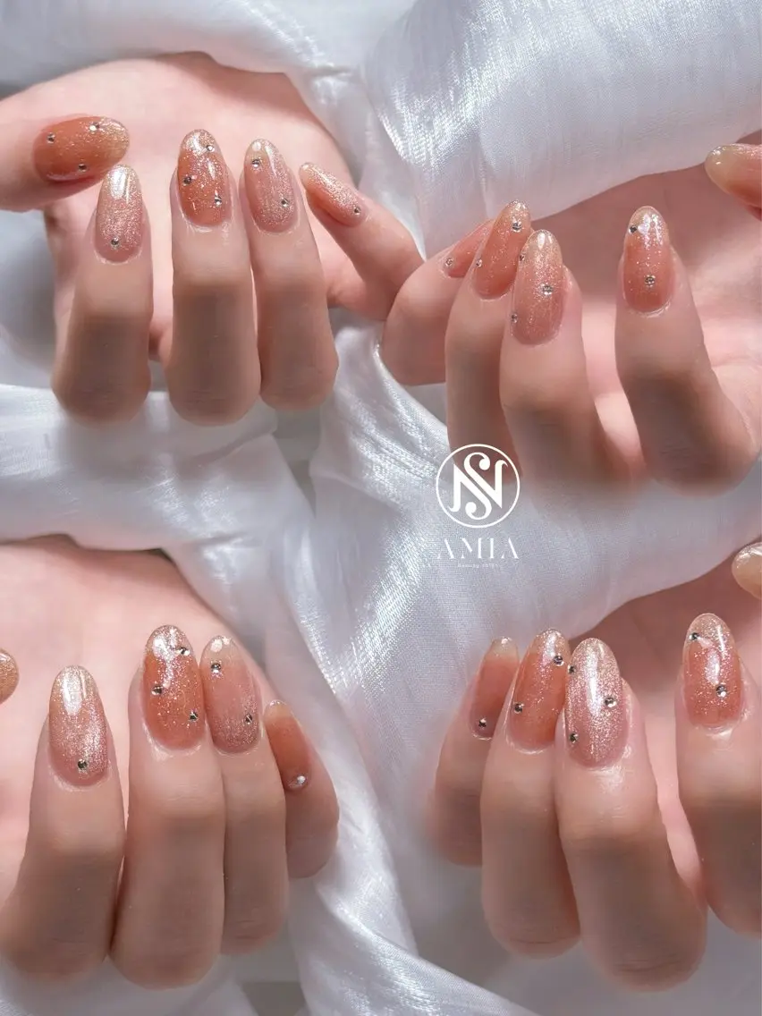 セミロング ハンドネイル 🌟AMIA BEAUTY🌟のネイルデザイン