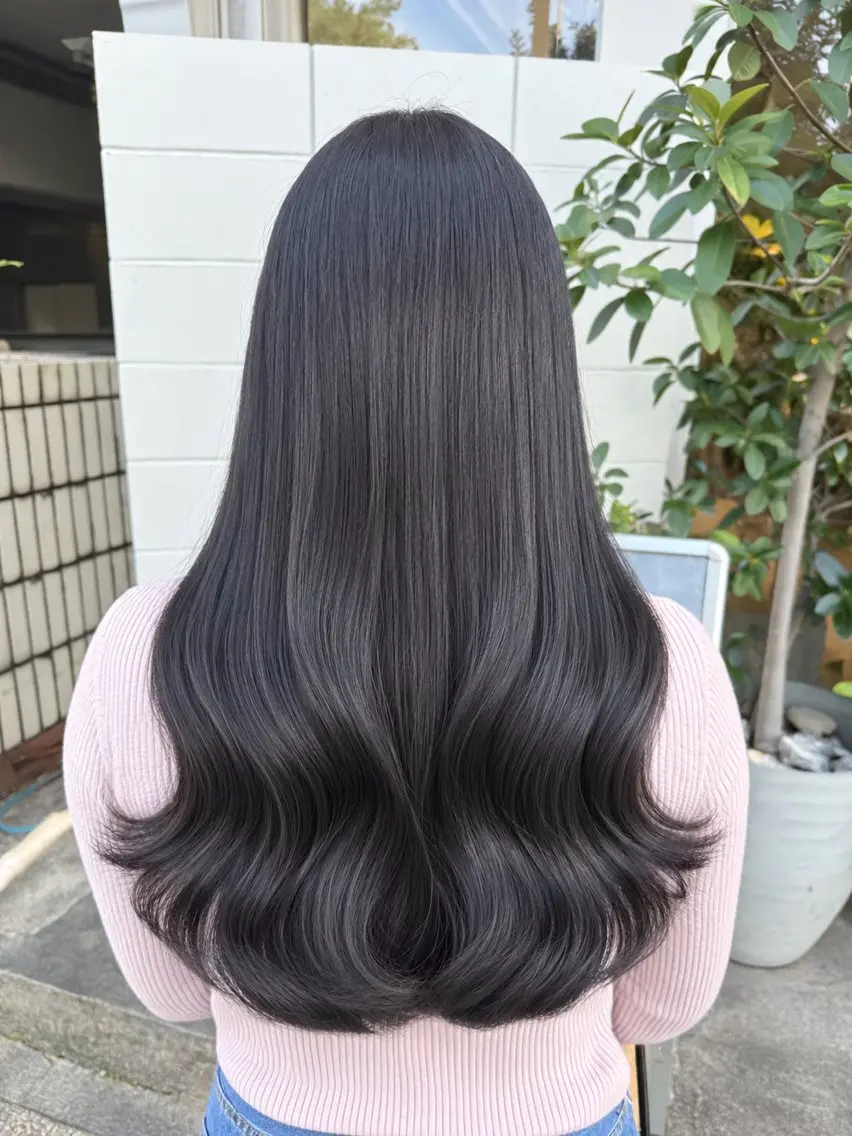 ロング カラー アッシュ アッシュグレー アッシュグレージュ グレージュ 韓国風ヘア カット ヘアカラー トリートメント 角岡 真帆/ボブ/髪質改善のヘアスタイル
