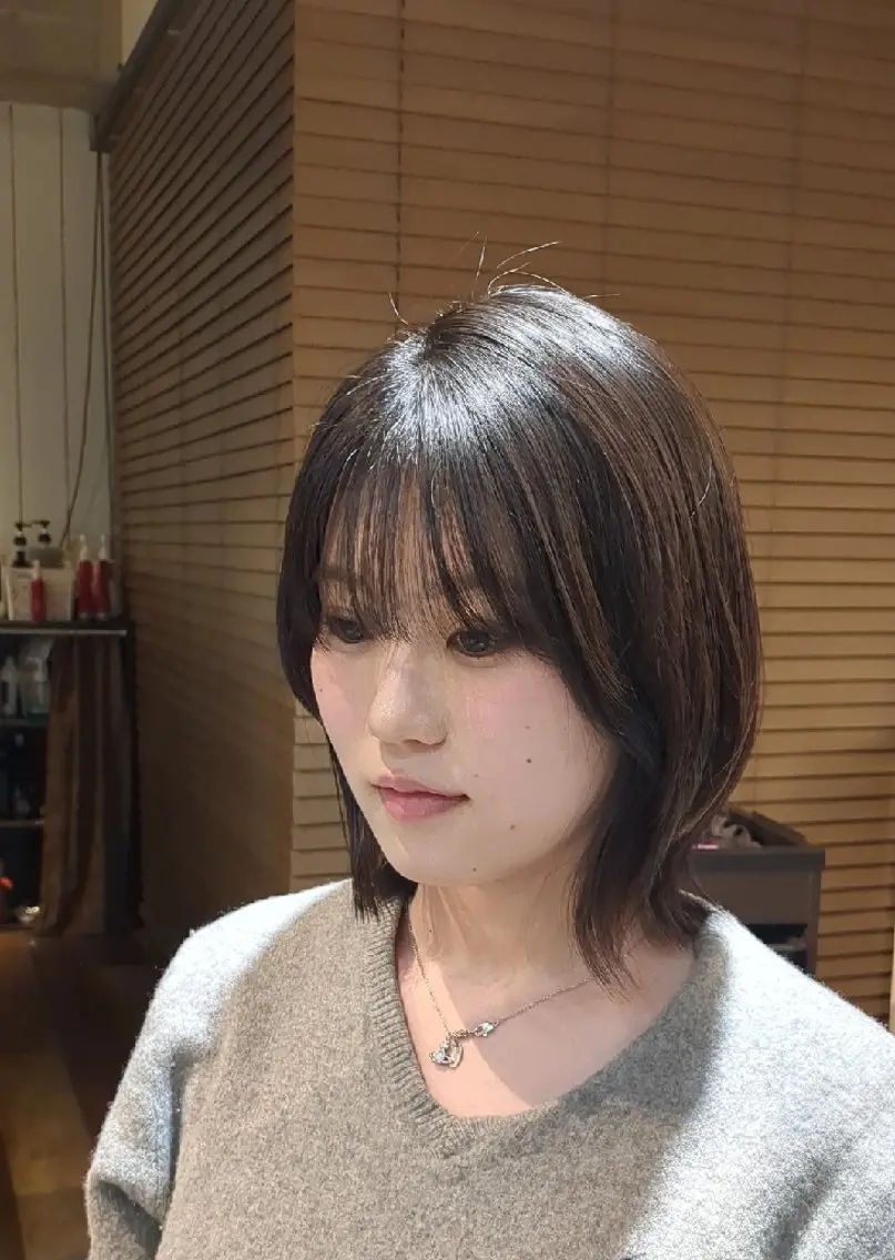 ミディアム alushe 岡 陽子のヘアスタイル