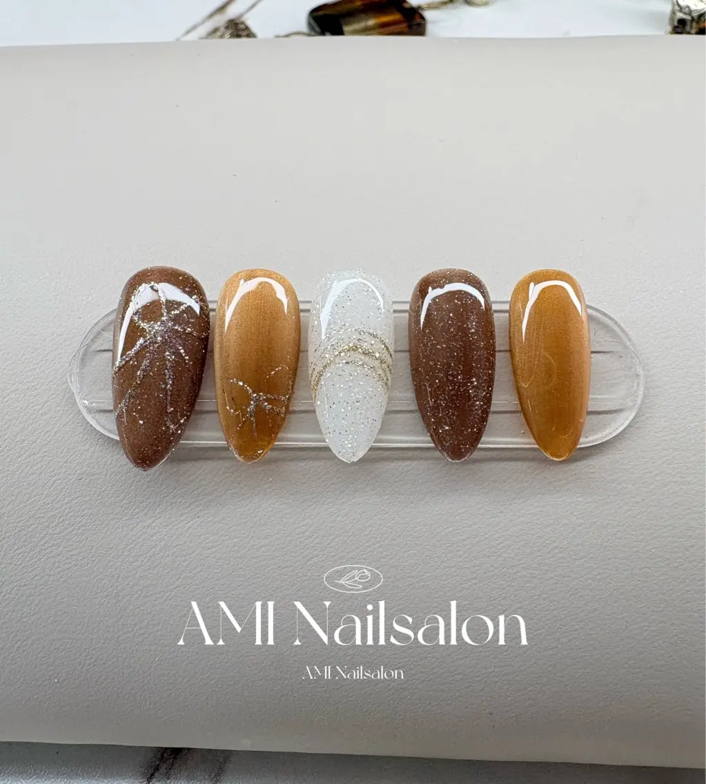 ミディアム ハンドネイル AMI Nailsalonのネイルデザイン
