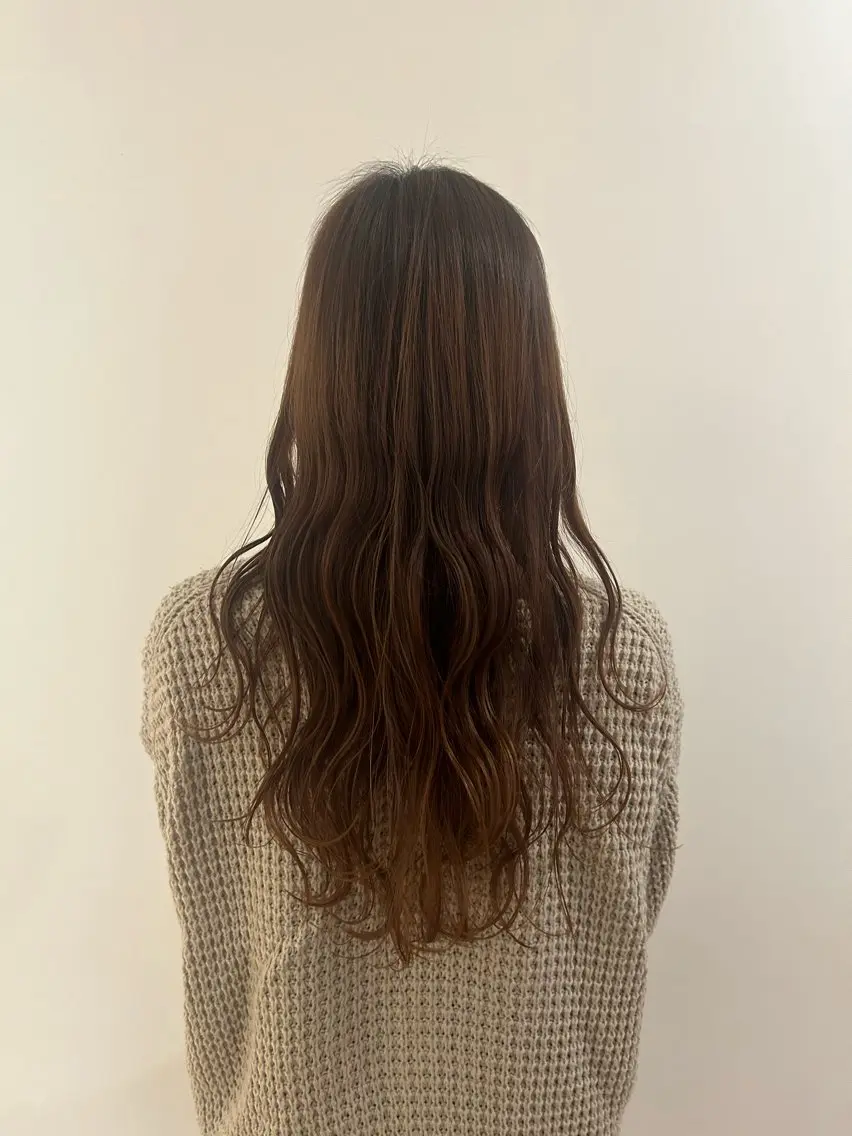 ロング レイヤーカット 山本 夏樹のヘアスタイル