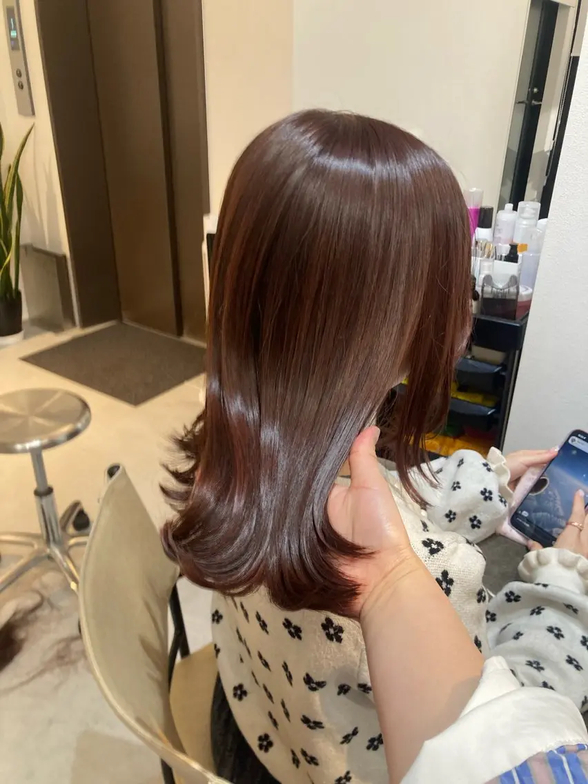 ミディアム カット ヘアカラー トリートメント ✨色持ちの良い艶 カラー✨蟹江真世のヘアスタイル