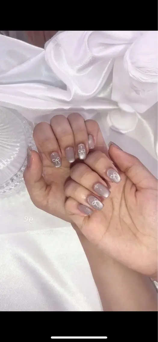 ネイル ジェルネイル 韓国ネイル マグネットネイル リボン SOM NAILのネイルデザイン