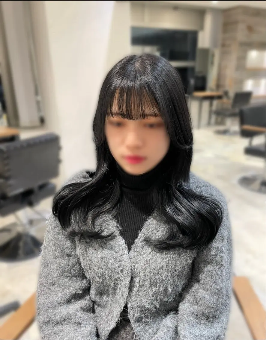 セミロング カラー 黒髪 ブリーチ ブルーカラー ブルーブラック ブリーチなしカラー 戸川凜音/ボブ/ レイヤーカットのヘアスタイル