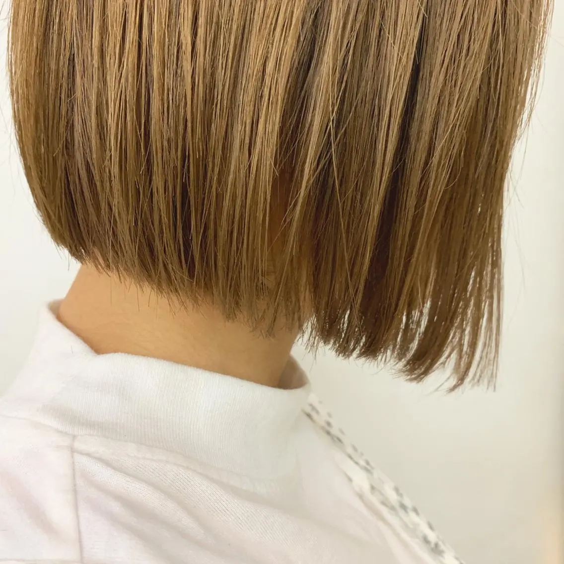 ショート カラー ハイトーンカラー ボブ 🌱小顔ヘア/ボブ ミディアム/双葉🌱のヘアスタイル
