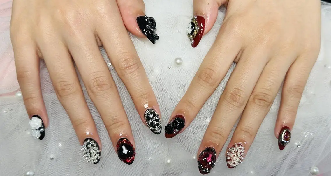 ネイル ハンドネイル 渋谷T&B ナサ ギ ロング無制限中✨のネイルデザイン