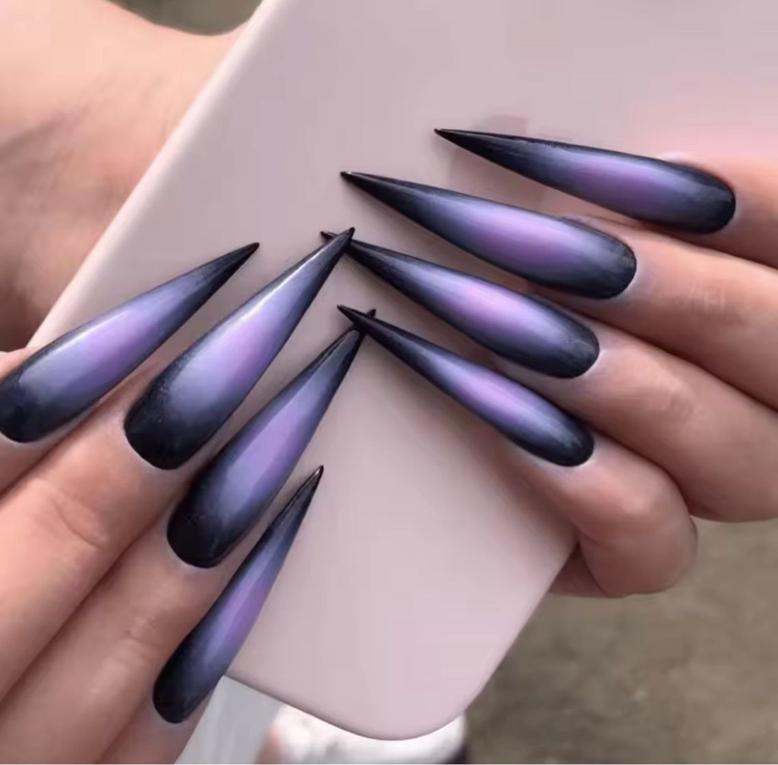 ネイル オーロラネイル クリアネイル フラッシュネイル フレンチネイル ジェルネイル ハンドネイル Sakura Nail Salonのネイルデザイン
