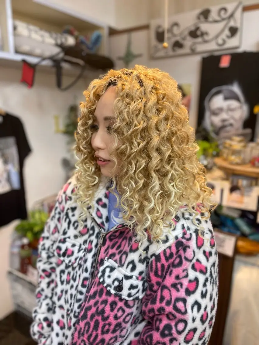 パーマ ヘアアレンジ エクステ エクステ ヘアセット scamp⭐️ さくらのヘアスタイル