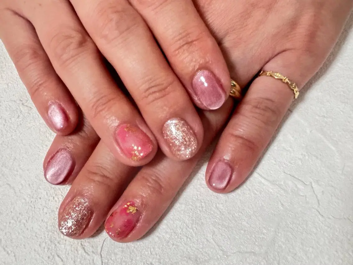 ネイル オーロラネイル フットネイル フレンチネイル ジェルネイル 韓国ネイル ハンドネイル mogunail &blowのネイルデザイン