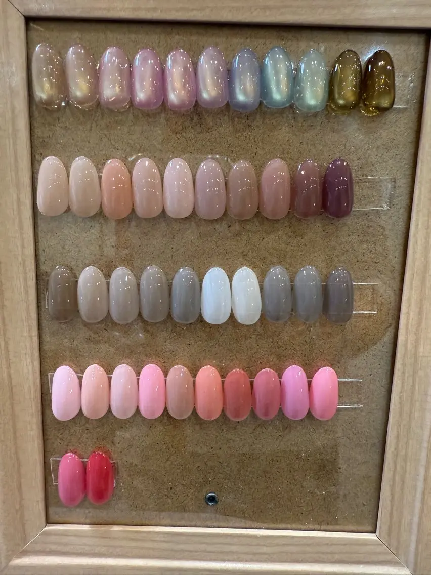 ミディアム Glossynail 〜爪屋〜のネイルデザイン