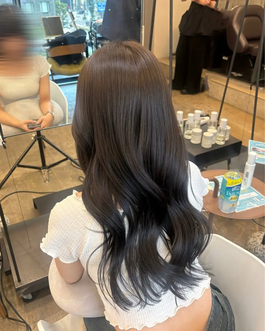 ロング カラー 透明感カラー グレージュ ヘアカラー 🫧透明感カラー/ うる艶カラー/すみれのヘアスタイル