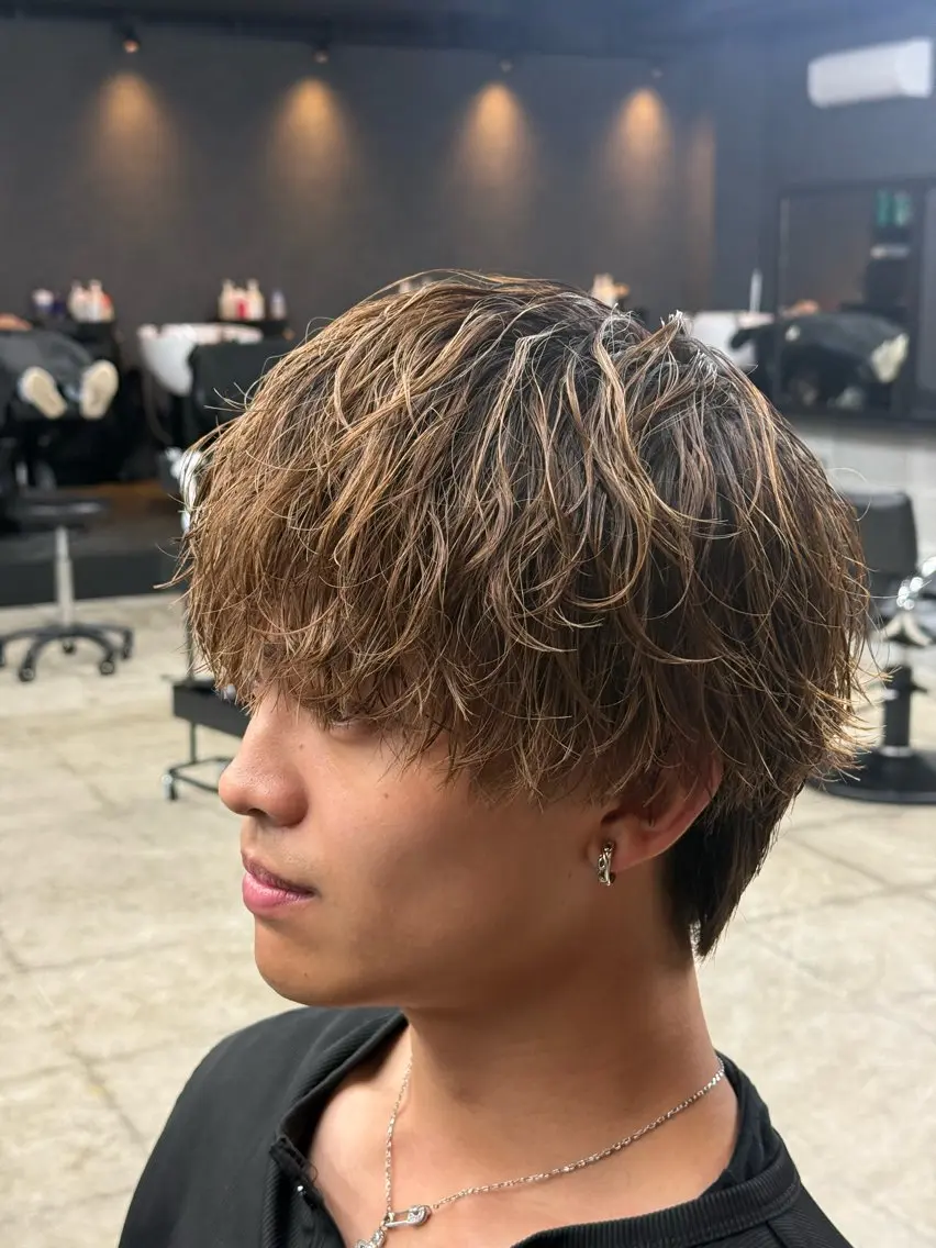 ミディアム ミディアムパーマ 千葉 優斗のヘアスタイル