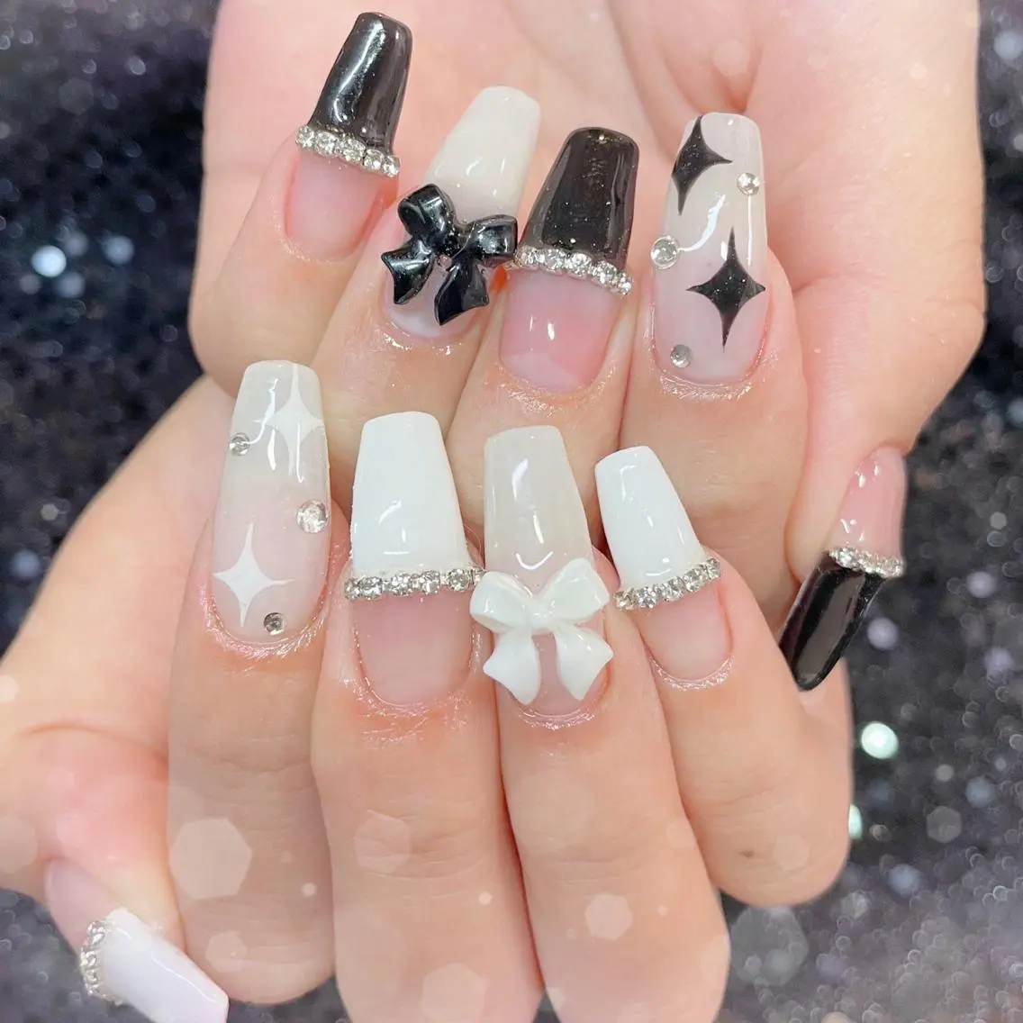 ネイル ハンドネイル ハンドケア MoON...❤︎ MeGuのネイルデザイン