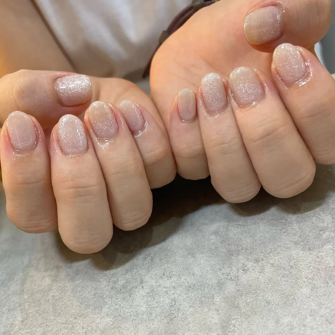 ネイル マグネットネイル ホワイト Nail Salon Gummi.のネイルデザイン