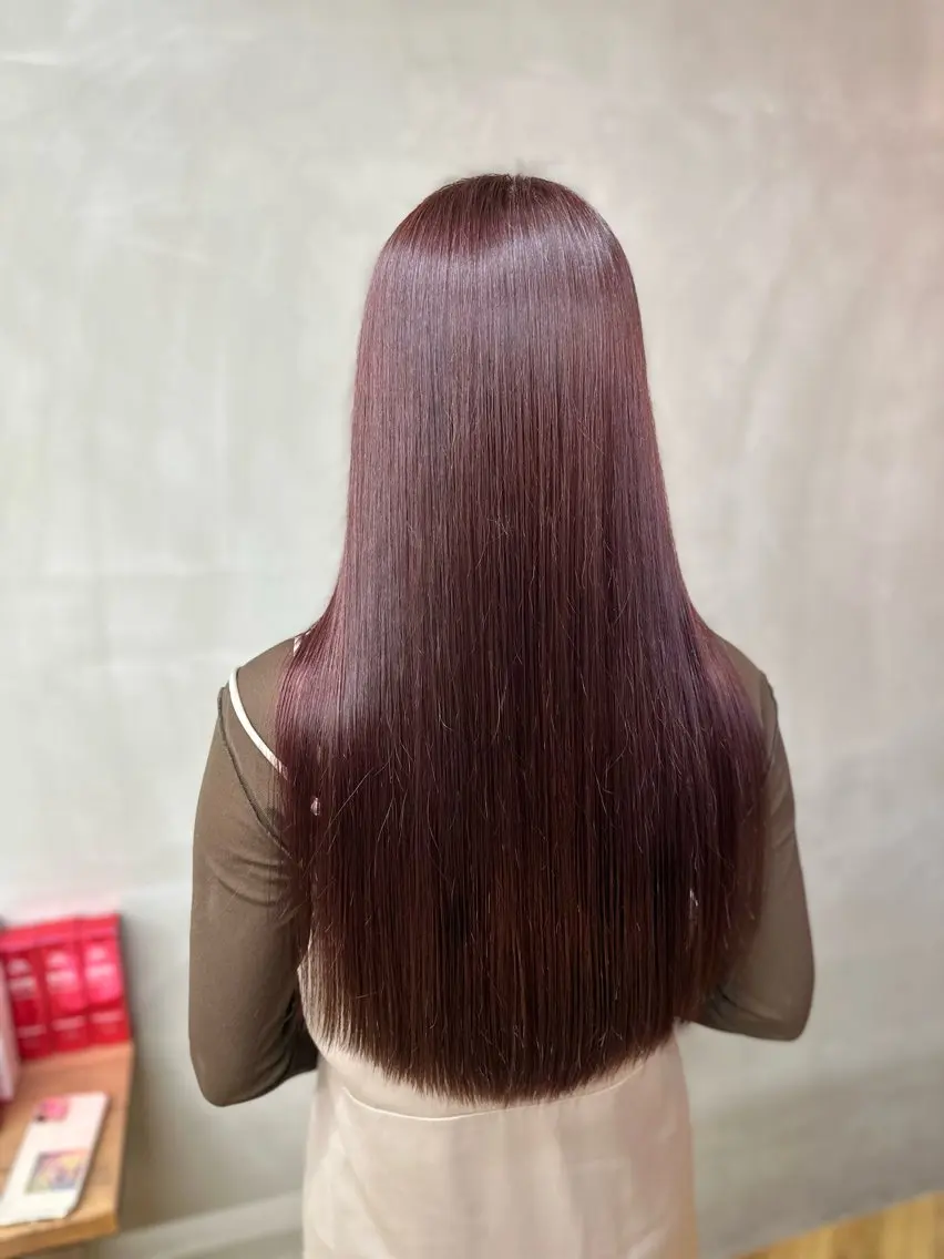 ロング カラー レッドカラー ANGELICA 西平 碧のヘアスタイル