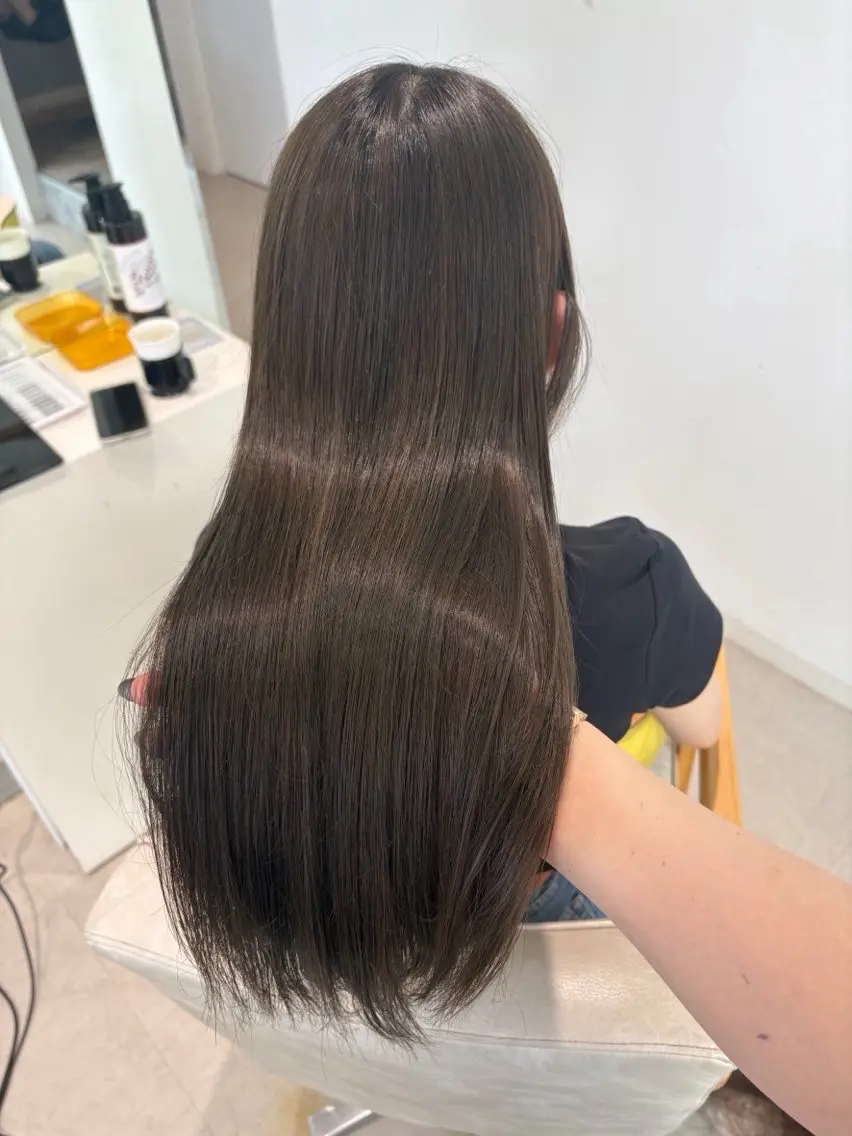 ロング ヘアカラー 木村 友泉のヘアスタイル